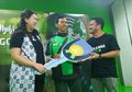 Tetap Antar Makan Meski Motornya Dicuri, Driver Ojol ini Terima Rp90 Juta dan 1 Unit Motor