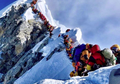 Gunung Everest Penuh dan Sesak, Banyak Pendaki Meninggal Kelelahan