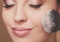 Ingin Makeup Tetap Awet Meski Berada di Terik Matahari? Ikuti Tips Berikut Ini