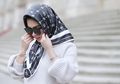 Tampil Modis Pakai Hijab Jualannya, Syahrini Ternyata Kenakan Ikat Pinggang Harga Belasan Juta Rupiah