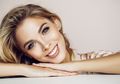 7 Tips Makeup Flawless Tanpa Terlihat Menor ala Nikel Nicula, Intip Yuk!