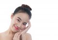 Ingin Kulit yang Lelah Kembali Bersinar Besok Pagi? Lakukan Langkah-langkah Ini Sebelum Tidur!
