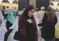 Intip Gaya Busana Gamis Syar'i Ayu Ting Ting, Inspirasi Fashion Lebaran 2019