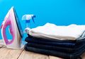 Cara Membersihkan Bagian Bawah Setrika dengan Bahan Rumahan #5MenitAja, Buat Setrika Lebih Awet