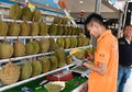 Asyik Makan Durian di Toko, saat Bayar Langsung 'Kaget' Ditagih Rp 3 Juta!