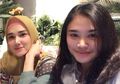 Hari Ketiga Lebaran, Tiara Savitri Bagikan Potret Lawas Mulan Jameela dan Ayah Kandungnya Saat Masih Bersama