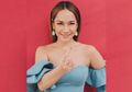 Curi Perhatian, Lihat Penampilan BCL Kenakan Kebaya Bergaya Melayu saat Rayakan Lebaran di Mayasia