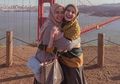 Tak Sadar Direkam Zaskia Sungkar, Begini Gaya Luwes Laudya Cynthia Bella Saat Mencuci Piring
