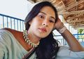 Cantik Natural, Lihat Gaya Makeup untuk Kulit Sawo Matang ala Dian Sastrowardoyo