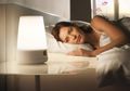 Sudah Diet dan Olahraga Tapi Masih Tetap Gemuk? Mungkin Anda Masih Suka Tidur dengan Lampu Menyala