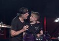 Metallica Ajak Bocah 13 Tahun Main Drum Saat Konser Sebagai Hadiah Ulang Tahun