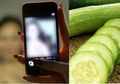 Foto Bidan yang Masukan Timun ke Organ Intimnya: Ini Bahayanya Memasukkan Benda Asing ke Organ Intim Wanita