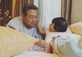 Perlihatkan Foto SBY Dihibur oleh Sang Cucu, Aliya Rajasa Kenang Ucapan Ani Yudhoyono