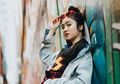 Padu Padan Busana Bernuansa Pink Neon ala Febby Rastanty
