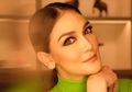 Kecantikannya Dipuji Sempurna, Begini Wajah Asli Luna Maya yang Miliki Flek Hitam hingga Jerawat