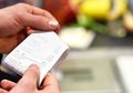 Sering Dilakukan, Meremas Kertas Struk Ternyata Bisa Menyebabkan Hal Mengerikan, Ini Bahayanya