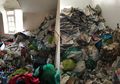 Pemilik Rumah Kontrakan Ini Tak Kuasa Menahan Tangis karena Ulah Penyewa yang 'Nyampah' dan Buang Feses Sembarangan