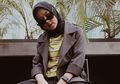 Inspirasi OOTD Simpel ke Kampus ala Nissa Sabyan untuk Hijabers yang Aktif!