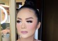 Ribuan Dolar Dihamburkan Demi Operasi Plastik, Begini Transformasi Wajah Krisdayanti dari Masa ke Masa