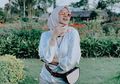 Fashion Hijab Mewah Olla Ramlan Padukan Tas Branded Harga Setengah Miliar Rupiah