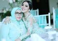 Jadi Besan Konglomerat Indonesia, Ibunda Syahrini Banting Setir Jual Peyek Seharga 200 Ribu