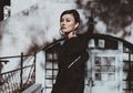 Tuai Komentar Netizen, Agnez Mo Tampil Seksi Pamer Belahan Dada Tenteng Tas Mewah Harga Ratusan Juta Rupiah Saat Rayakan Ulang Tahun