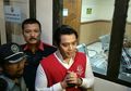 Dengar Vonis yang Dijatuhkan Pada Kriss Hatta, Ibunda Pingsan dan Hilda Vitria Menghilang
