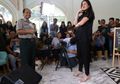 Raisa Tulis Ucapan Bela Sungkawa untuk Sutopo, Inilah Kenangan Indah Istri Hamish Daud itu dengan Sang Penggemar