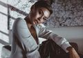 Unggah Foto Pakai Jaket Kulit, Tas Branded Mewah Agnez Mo Malah Jadi Sorotan