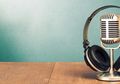 Seberapa Besar Siaran Podcast Ancam Bisnis Media Radio di Indonesia?