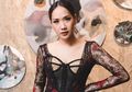 Seksi dan Langsing! Lihat Tampilan BCL Pamer Perut Pakai Busana Khas India di Acara Nikahan Putra Raam Punjabi