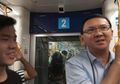 Dibikin Terharu, Ahok Kaget Disambut Teriakan Warga dan Permintaan Minta Foto Saat Pertama Kali Naik MRT