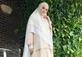 Cantik Bak Pengantin, Tampilan Mulan Jameela dalam Balutan Dress Putih Banjir Pujian dari Netizen