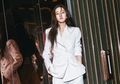 Ternyata Model, Ini 10 Koleksi Foto Cantik Liu Yifei, Pemeran Mulan!