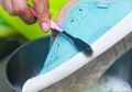 Tak Perlu Direndam dan Dijemur, Perhatikan Ini 4 Tips Bersihkan Sepatu yang Benar, Coba Yuk!