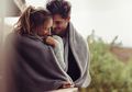Yakin Dia Cinta Sejati? Cek 11 Bukti Cinta Pria pada Kita Berikut Ini!