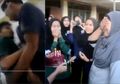 Sang Guru Menangis Haru, Dua Muridnya 'Berkelahi' untuk Beri Kejutan di Hari Ulang Tahunnya