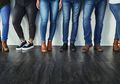 Ternyata Jarang Memakai Kaus Kaki saat Gunakan Sepatu Bisa Berbahaya untuk Kesehatan!