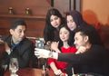 Damai, Meldi Rangkul dan Cium Dewi Perssik Sembari Berderai Air Mata