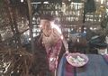 Kisah Memprihatinkan Nenek Rabina, Tinggal di Gubuk Reot Makan Serta Tidur dan Makan Bersama 8 Kucing