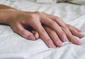 Janda (40) Digerebek Saat Berduaan dengan Berondong (17) di Kamar Hotel, Ngaku Ibu dan Anak Kandung