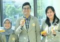 Hebat, Mahasiswa UGM Olah Limbah Ceker Ayam Jadi Obat Patah Tulang!