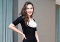 Bak Gitar Spanyol, Intip Penampilan Seksi Luna Maya Pakai Korset Ketat Pamer Body Langsing