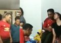 Pergi Bertugas Saat Kelahiran Anaknya dan Tak Bisa Temani Ketika Sang Buah Hati Tiada, Tangis Bapak yang Jadi Abdi Negara Ini Pecah Seketika Memasuki Rumah Duka Hingga Videonya Viral