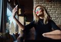 Sering Update Status di Medsos, Indikasi Sakit Jiwa Social Climber