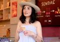 Nindy Ayunda Pakai Tas Mungil yang Curi Perhatian, Tak Disangka Segini Harganya!