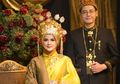 Resmi Lamaran, Intip Penampilan Anggun Cut Meyriska Kenakan Busana Muslim Modern