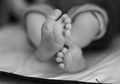 Baru Berumur 40 Hari, Bayi Ini Meregang Nyawa Di Bawah Kaki Sang Ayah Akibat Ibunya Menolak Diajak Berhubungan Intim