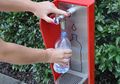 IPeduliTubuhmu: si Ulang Botol Plastik Kemasan Air Minum Memang Ramah Lingkungan, Tapi Sebaiknya Anda Hentikan Kebiasaan Itu Sekarang Juga