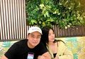 Kasual hingga Seksi Ini Gaya Modis Elvia Cerolline Kekasih Billy Syahputra